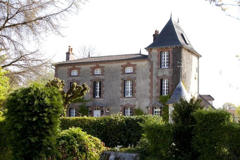 Les Lauriers Bed and Breakfast Peyrat-de-Bellac Exteriör bild